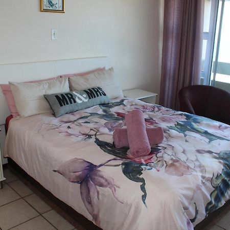 Stella Maris 144 Appartement Amanzimtoti Buitenkant foto