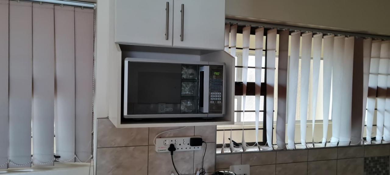 Stella Maris 144 Appartement Amanzimtoti Buitenkant foto
