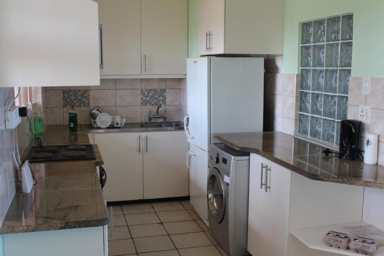 Stella Maris 144 Appartement Amanzimtoti Buitenkant foto