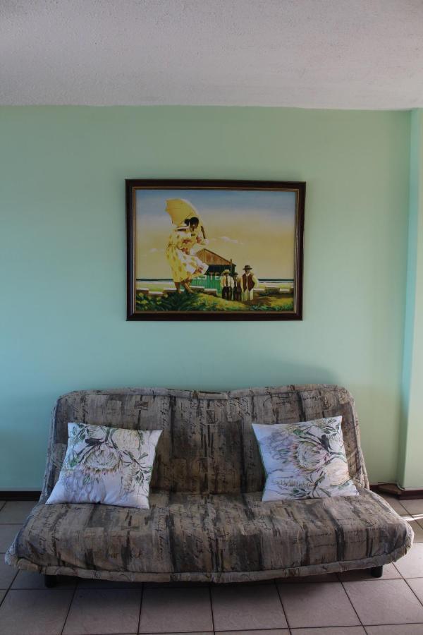 Stella Maris 144 Appartement Amanzimtoti Buitenkant foto